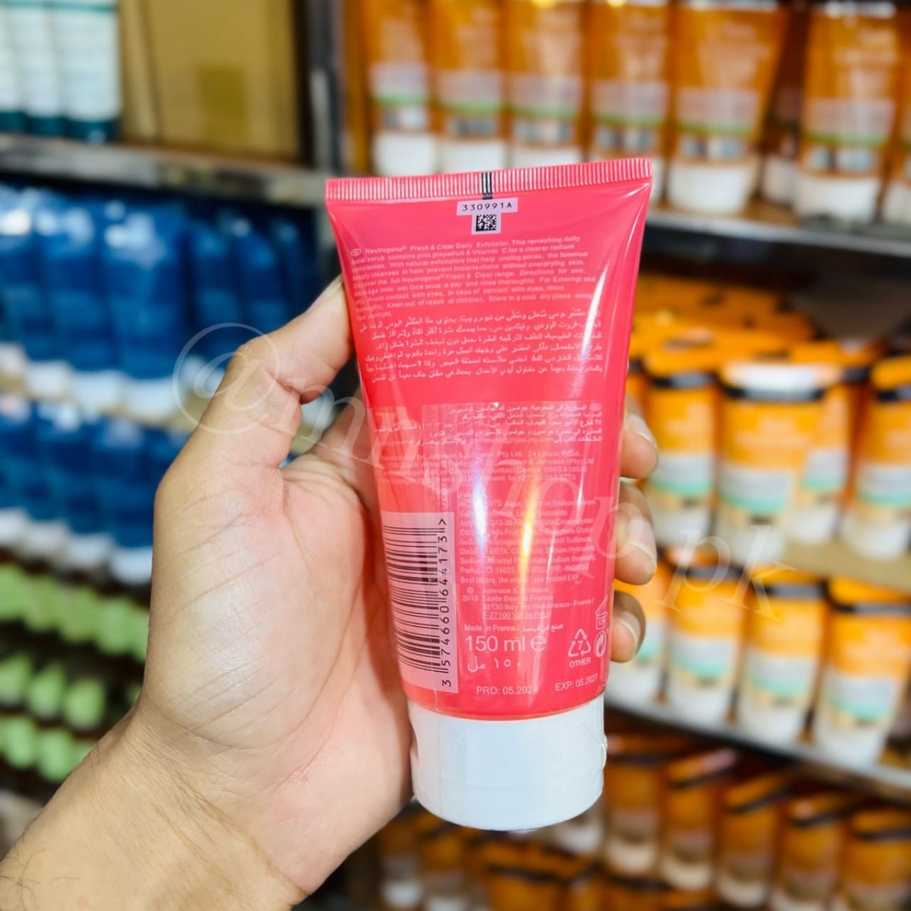 Neutrogena Fresh & Clear Daily Exfoliator with Pink Grapefruit