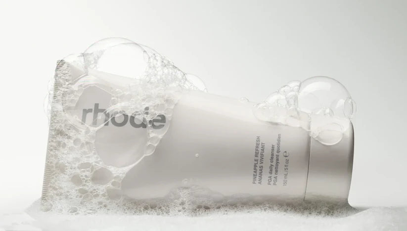 Rhode pineapple refresh The daily cleanser