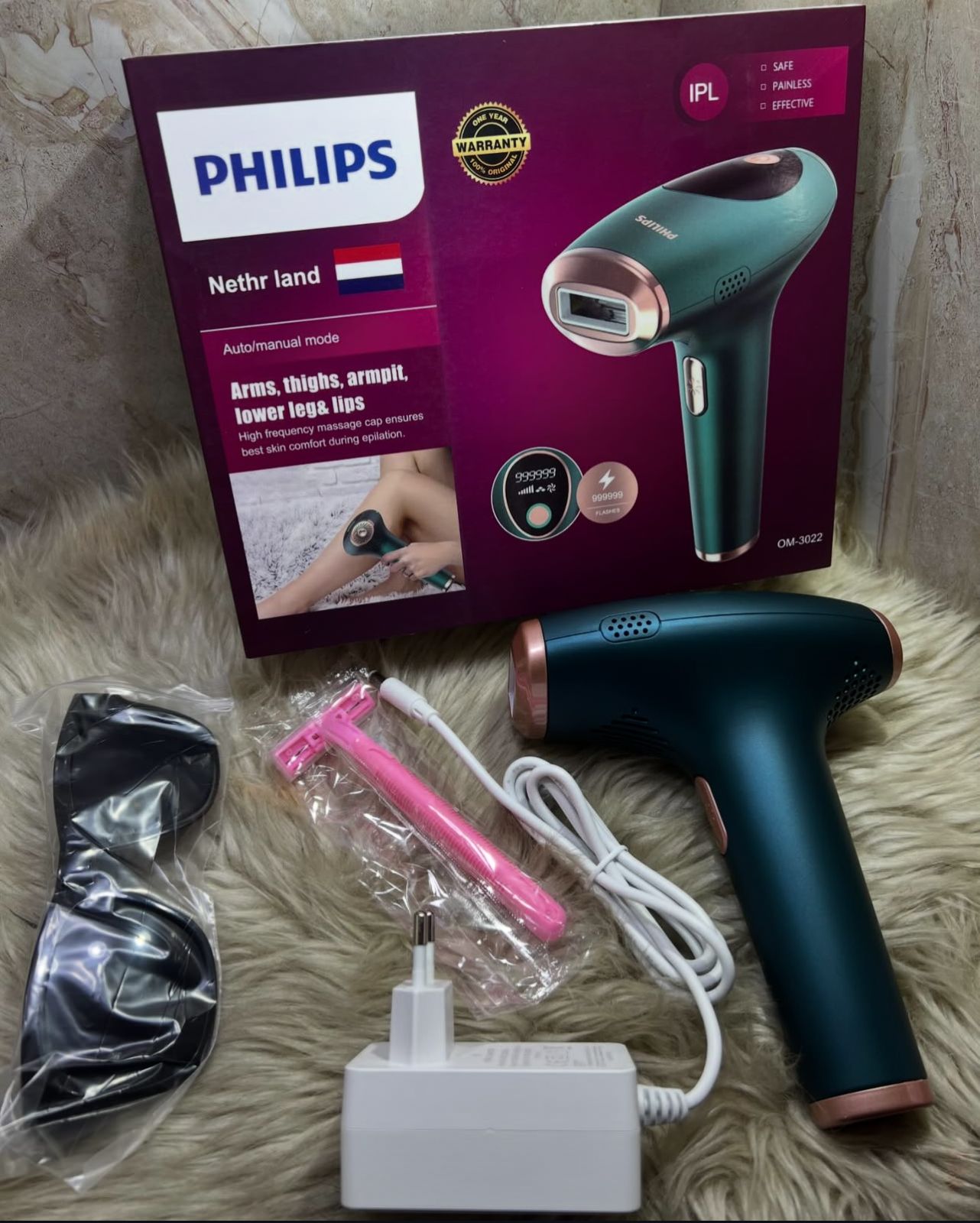 Philips IPL Laser Hair Removal Device – 999,999 Flashes | Painless Permanent Hair Reduction