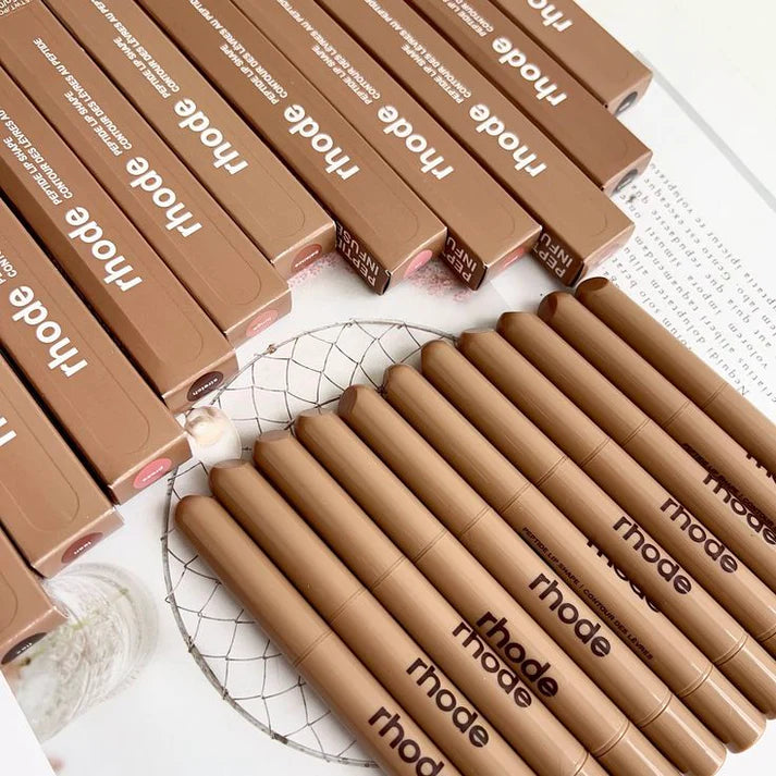 RHODE - Peptide Lip Shape Liner