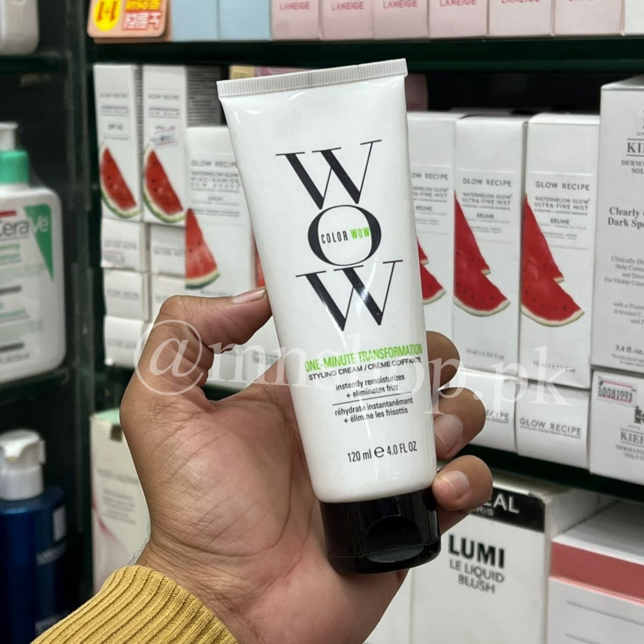 COLOR WOW One Minute Transformation – Instant frizz fix| Nourishing styling cream smooths, tames + defrizzes on the spot| Avocado oil + Omega 3’s hydrate