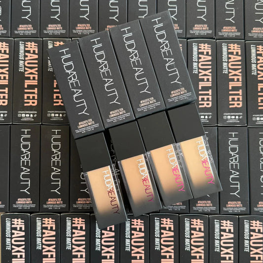 Huda Beauty Fauxfilter Foundation