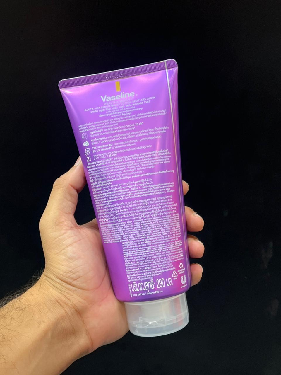 Vaseline Healthy Bright Gluta- Hya Serum Burst lotion Spotless Glow 290ml